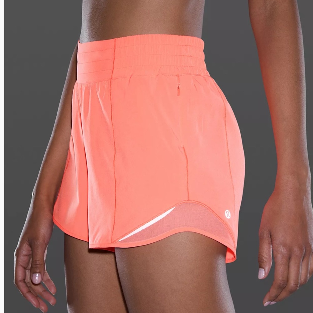 🔥LULULEMON HIGH RISE HOTTY HOT SHORT 4”-SUNSET-6,8, 10🔥 - Picture 4 of 16